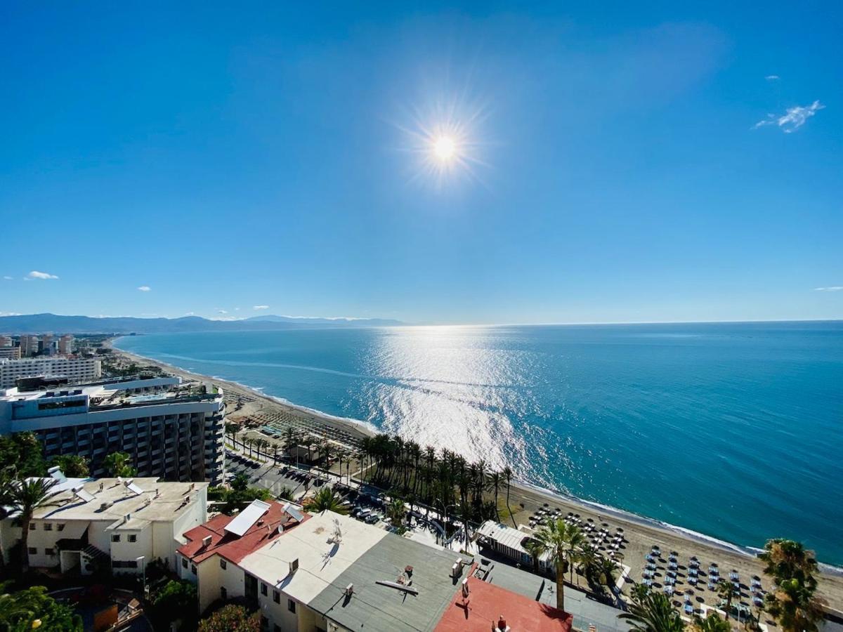 شقة ¡Magnificas Vistas Al Mar! Piscina Y Wifi Gratis توريمولينوس المظهر الخارجي الصورة