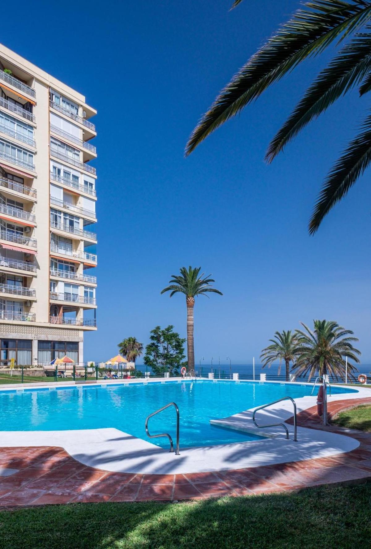 شقة ¡Magnificas Vistas Al Mar! Piscina Y Wifi Gratis توريمولينوس المظهر الخارجي الصورة